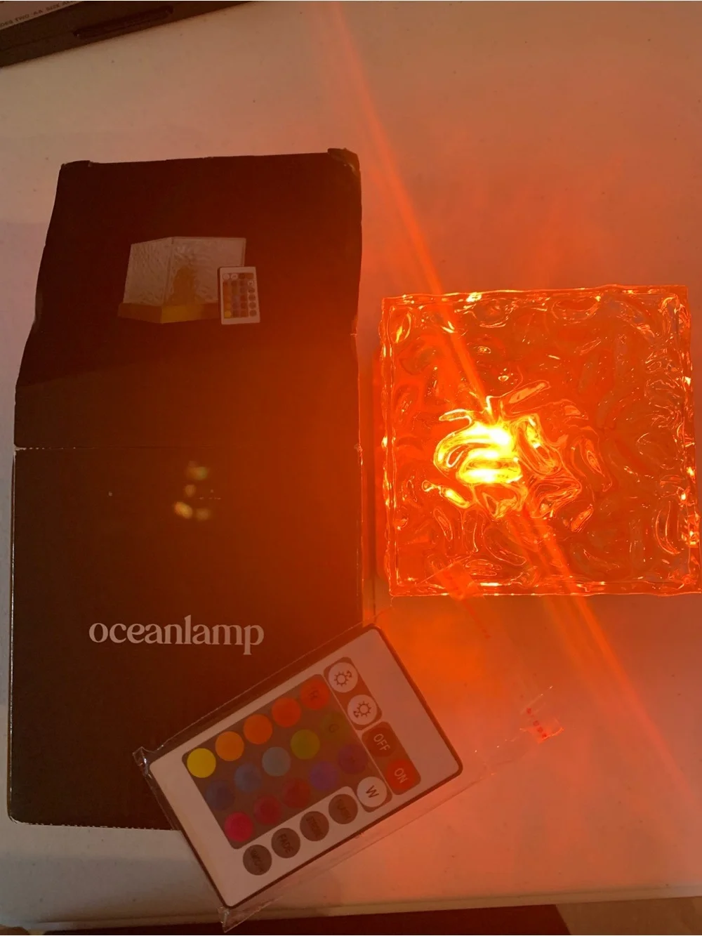 Ocean light lamp with Remote Projects movement on walls New in box